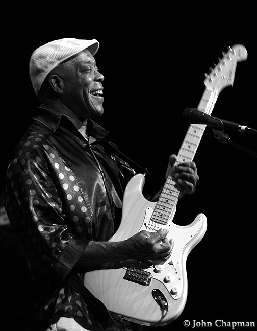 BuddyGuy2011-09-28VanDuzerTheatreArcataCA (7).jpg